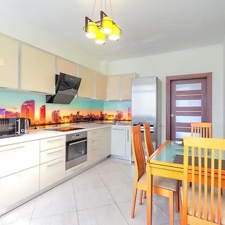 роскошная 3к 125м2 на набережной Apartment