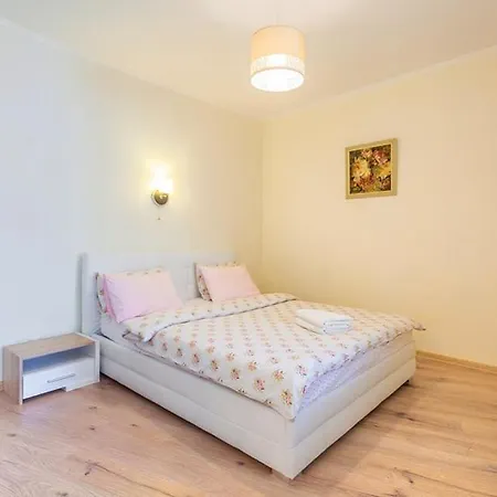 Apartment роскошная 3к 125м2 на набережной *